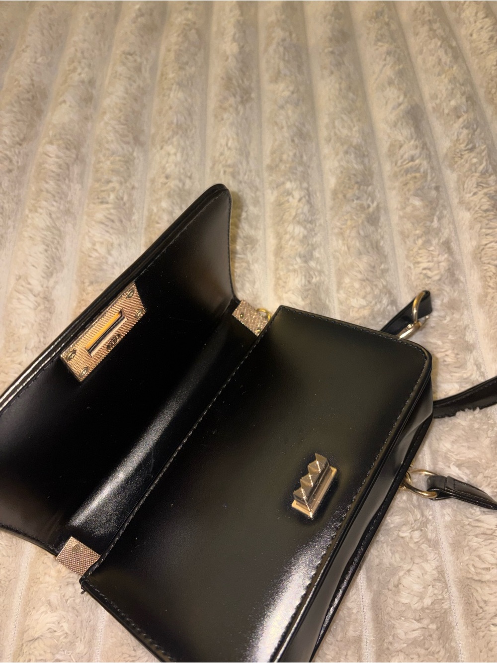 Black Floral-Appliqué Chain Crossbody Bag with Gold Hardware - Picture 5 of 11